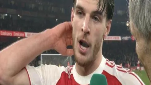 别忘了你在库里神话中的角色：穆迪警示