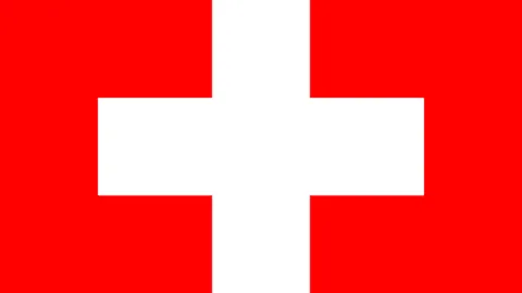 “热议：双骄对决，姆巴佩暂夺头筹！”